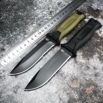 Custom tactical knife with scabbard and clip