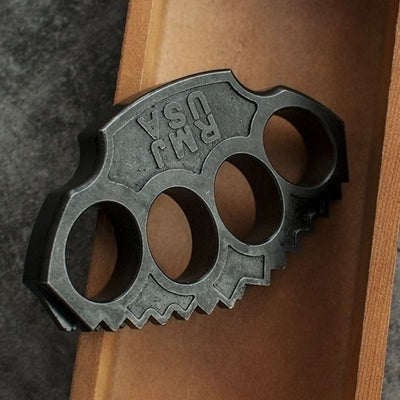 Four-finger self-defense Brass Knuckle