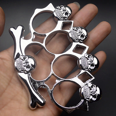 Powerful metal knuckle skull style outdoor defense