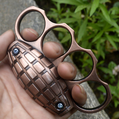 Creative shape powerful metal knuckle duster