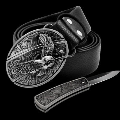 Knife hidden in belt buckle